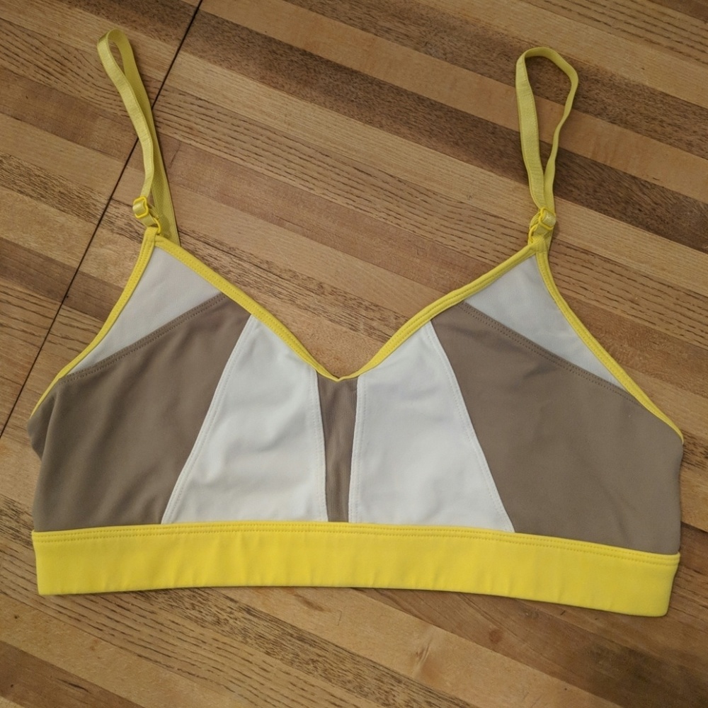 ALO yoga trace 2 bra